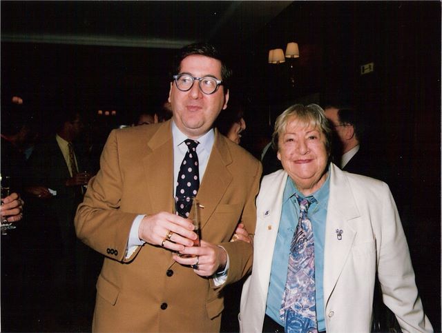 Con Gloria Fuertes, en Madrid, Noviembre 1995